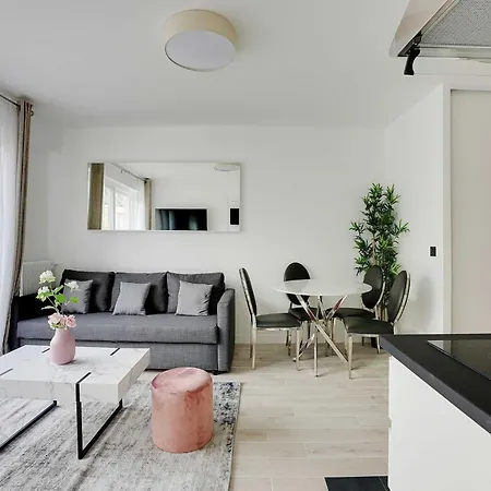 Charming Near Trocadero - Mobility Lease