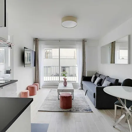 Charming Near Trocadero - Mobility Lease *